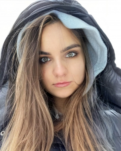 Alisa aus Russland