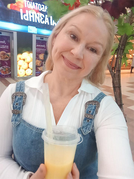 MARIANNA aus Weißrussland MARIANNA aus Weißrussland